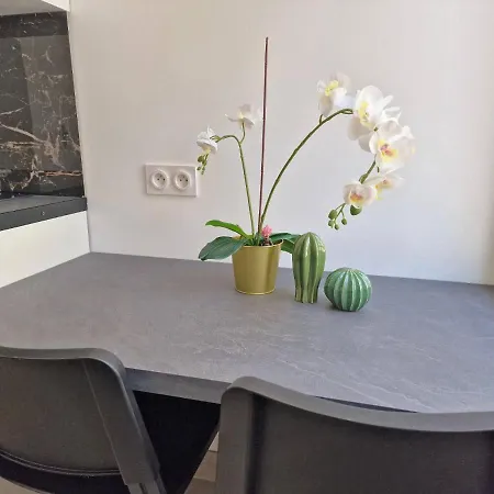 Apartment Gregbnb - T2 37m2 -1- Est - Toulon