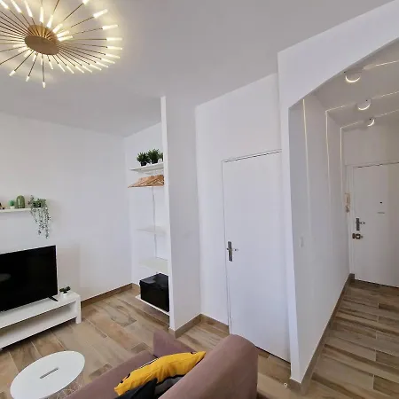 Apartment Gregbnb - T2 37m2 -1- Est - *